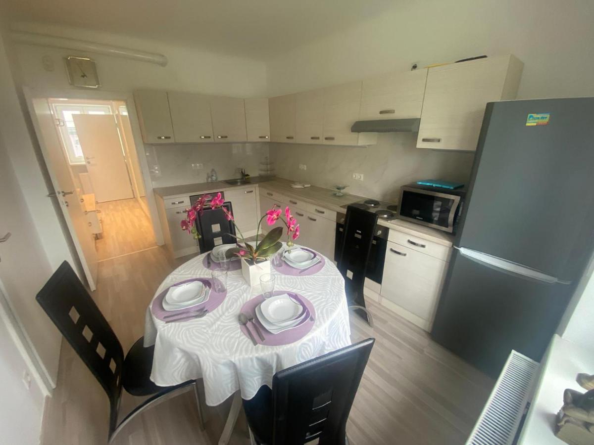 Einfamillienhaus Apartman Rustenfeld Kültér fotó